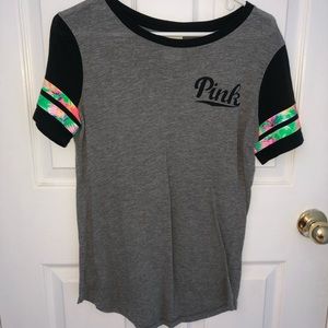 VS Pink T-shirt